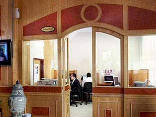 Hotel Madani Medan - Syariah Hotel Экстерьер фото
