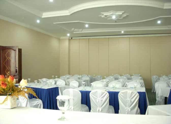 Hotel Madani Medan - Syariah Hotel Экстерьер фото