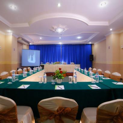 Hotel Madani Medan - Syariah Hotel Экстерьер фото